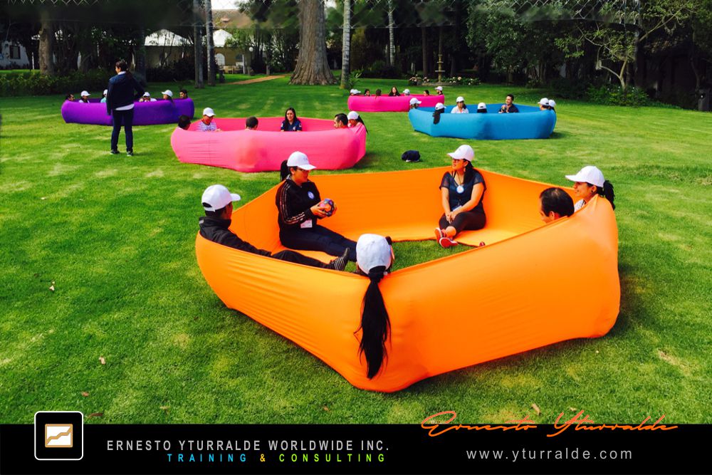 Team Building Colombia | Liderazgo colaborativo y trabajo en equipo en entornos outdoor