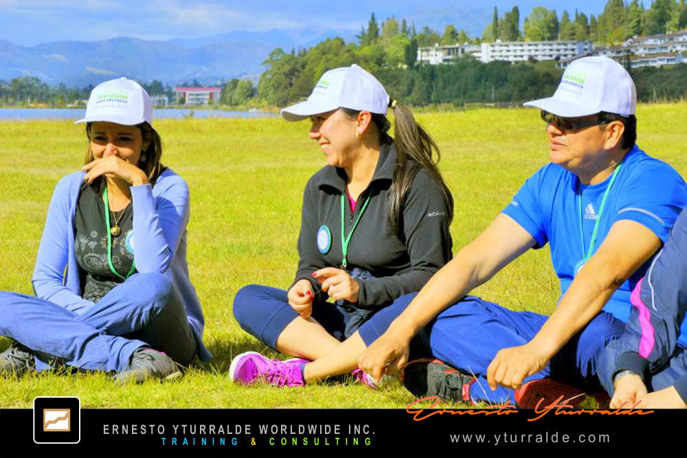 Team Building Colombia | Integración empresarial con confianza, comunicación y corresponsabilidad