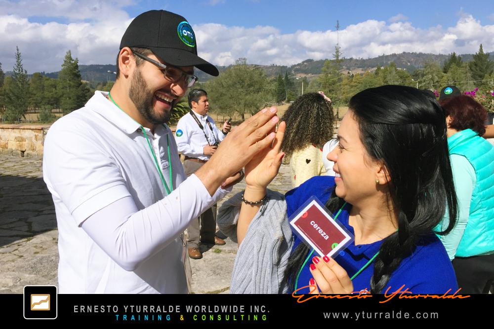 Team Building Colombia | Cuerdas Bajas y dinámicas colaborativas para fortalecer equipos de trabajo